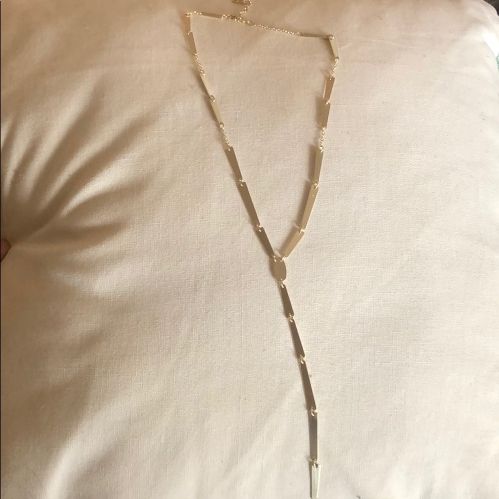 Gail Y Kendra Scott Necklace
